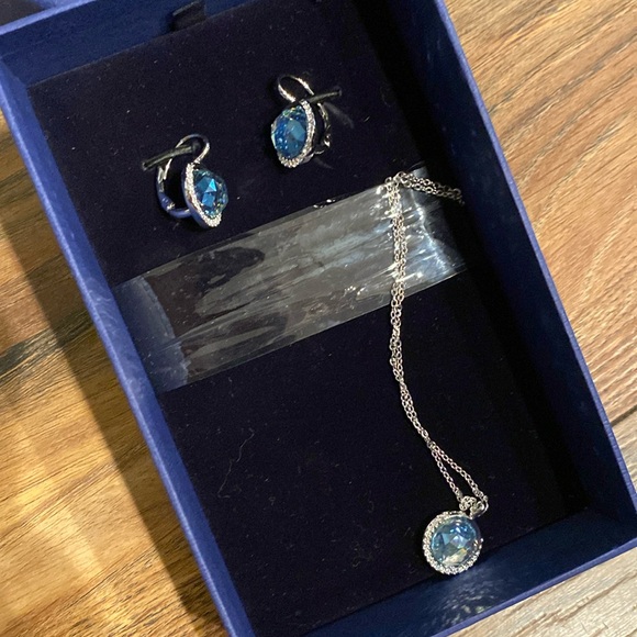 Swarovski set NEW!!!